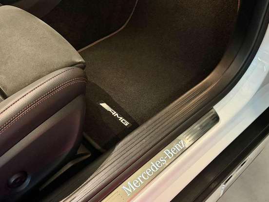 MERCEDES-BENZ-GLA 250-2019