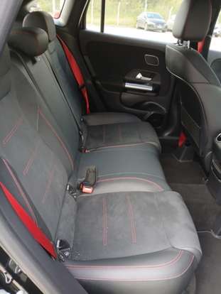 MERCEDES-BENZ-GLA 35 AMG-2.0 MHEV 4MATIC SPEEDSHIFT MERCEDES-BENZ-GLA 35 AMG-2025
