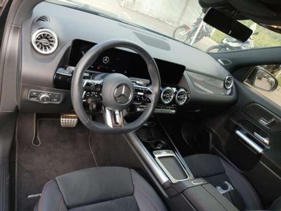 MERCEDES-BENZ-GLA 35 AMG-2.0 MHEV 4MATIC SPEEDSHIFT MERCEDES-BENZ-GLA 35 AMG-2025