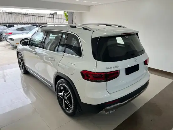 MERCEDES-BENZ-GLB 200-2021