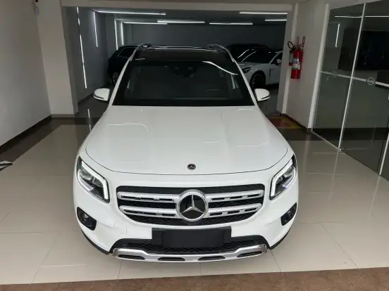 MERCEDES-BENZ-GLB 200-2021