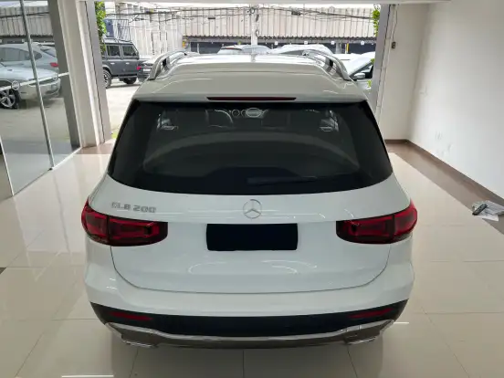 MERCEDES-BENZ-GLB 200-2021