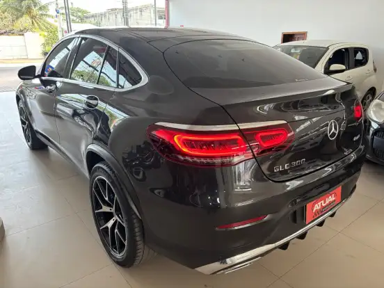 MERCEDES-BENZ-GLC 300-2022