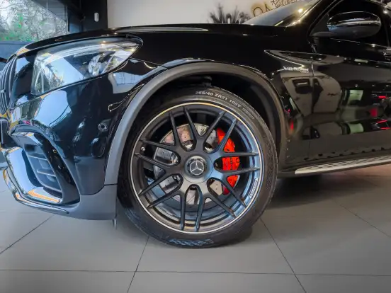 MERCEDES-BENZ-GLC 63 AMG-2019