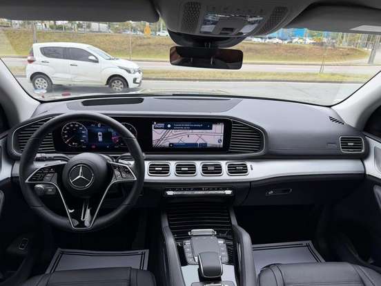 MERCEDES-BENZ-GLE 450d-2025