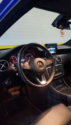 MERCEDES-BENZ-A 200-2017