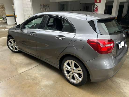 MERCEDES-BENZ-A 200-2016