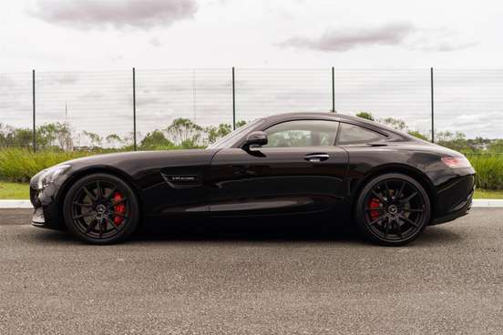 MERCEDES-BENZ-AMG GT-4.0 V8 TURBO GASOLINA 7G-DCT MERCEDES-BENZ-AMG GT-2015