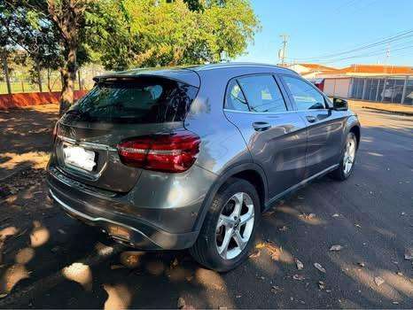 MERCEDES-BENZ-GLA 200-1.6 CGI FLEX ADVANCE 7G-DCT MERCEDES-BENZ-GLA 200-2018