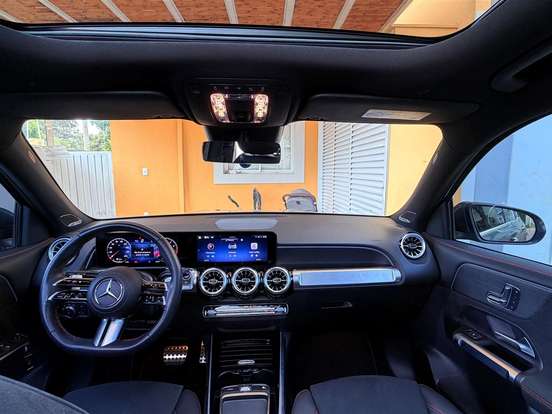 MERCEDES-BENZ-GLB 220-2.0 MHEV AMG LINE 4MATIC 8G-DCT MERCEDES-BENZ-GLB 220-2024
