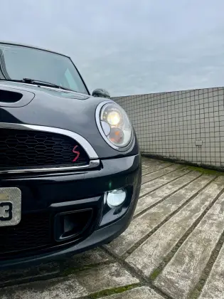 MINI COOPER 1.6 16V GASOLINA 2P AUTOMÁTICO
