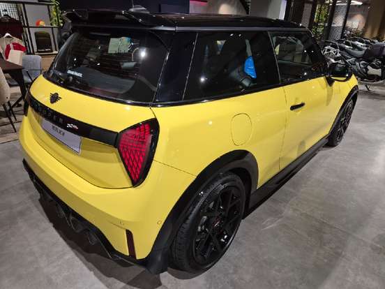 MINI-COOPER-2.0 16V TWINPOWER GASOLINA JOHN COOPER WORKS 2P STEPTRONIC MINI-COOPER-2026