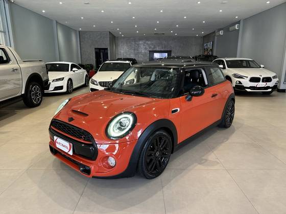 MINI COOPER 2.0 16V TWINPOWER GASOLINA S 2P STEPTRONIC