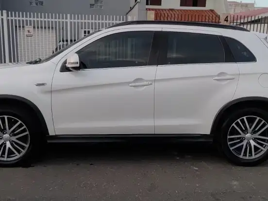 MITSUBISHI-ASX-2.0 AWD 16V FLEX 4P AUTOMÁTICO MITSUBISHI-ASX-2018