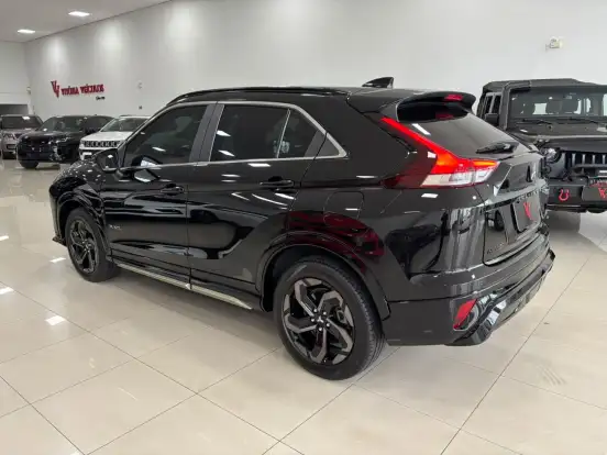 MITSUBISHI-ECLIPSE CROSS-1.5 MIVEC TURBO GASOLINA HPE BLACK CVT MITSUBISHI-ECLIPSE CROSS-2025