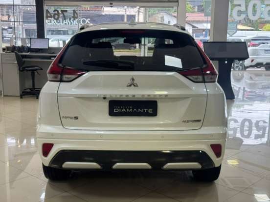 MITSUBISHI-ECLIPSE CROSS-2024