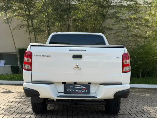 MITSUBISHI-L200 TRITON-2022