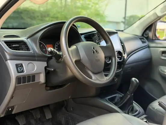 MITSUBISHI-L200 TRITON-2022