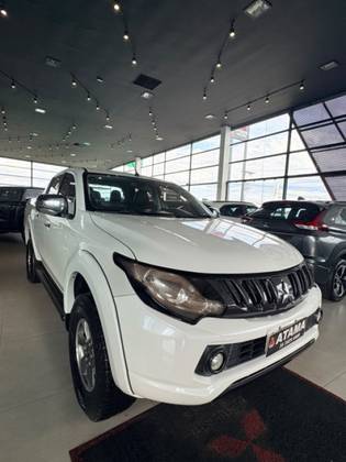 MITSUBISHI L200 TRITON 2.4 16V TURBO DIESEL SPORT HPE CD 4P 4X4 AUTOMÁTICO