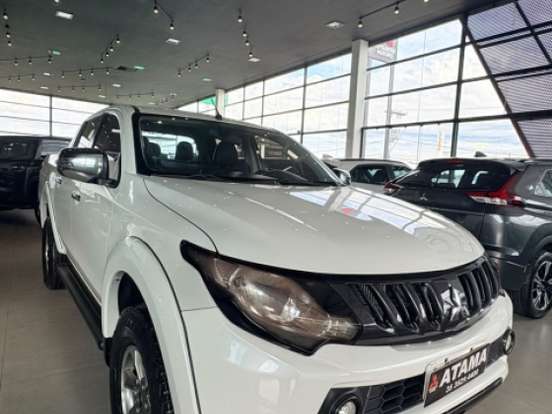 MITSUBISHI-L200 TRITON-2.4 16V TURBO DIESEL SPORT HPE CD 4P 4X4 AUTOMÁTICO MITSUBISHI-L200 TRITON-2018