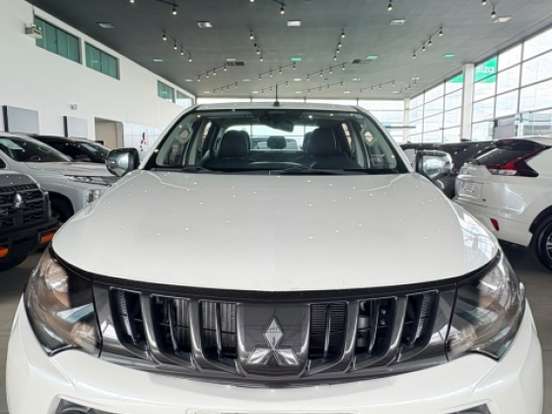 MITSUBISHI-L200 TRITON-2.4 16V TURBO DIESEL SPORT HPE CD 4P 4X4 AUTOMÁTICO MITSUBISHI-L200 TRITON-2018