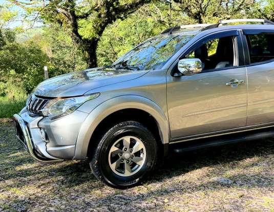 MITSUBISHI-L200 TRITON-2019