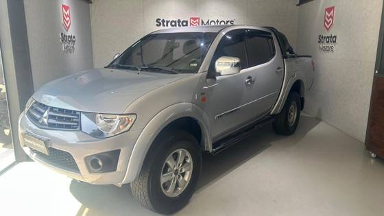 MITSUBISHI L200 TRITON 2.4 HLS 4X2 CD 16V FLEX 4P MANUAL