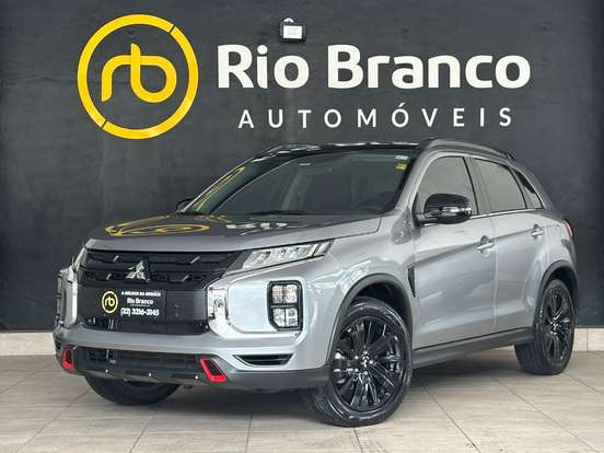 MITSUBISHI-OUTLANDER-2021
