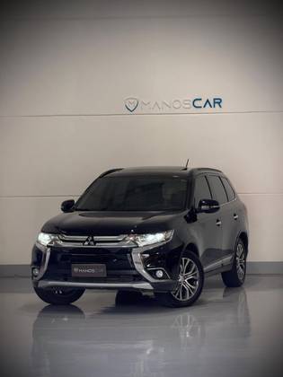 MITSUBISHI OUTLANDER 2.2 4X4 16V DIESEL 4P AUTOMÁTICO