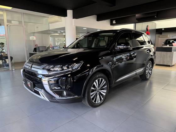 MITSUBISHI OUTLANDER 3.0 MIVEC V6 GASOLINA HPE-S AWD AUTOMÁTICO