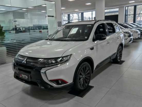 MITSUBISHI-OUTLANDER-3.0 MIVEC V6 GASOLINA HPE-S BLACK EDITION AWD AUTOMÁTICO MITSUBISHI-OUTLANDER-2021