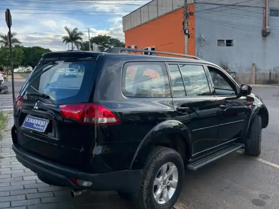 MITSUBISHI-PAJERO-3.2 HD S 4X4 16V TURBO INTERCOOLER DIESEL 4P MANUAL MITSUBISHI-PAJERO-2017