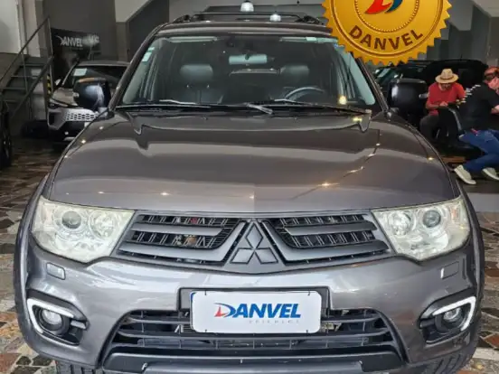 MITSUBISHI-PAJERO-3.5 HPE 4X4 7 LUGARES V6 24V FLEX 4P AUTOMÁTICO MITSUBISHI-PAJERO-2015