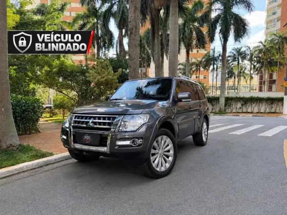 MITSUBISHI PAJERO FULL 3.8 HPE 4X4 V6 24V GASOLINA 4P AUTOMÁTICO