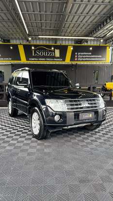 MITSUBISHI-PAJERO FULL-2010