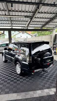 MITSUBISHI-PAJERO FULL-2010