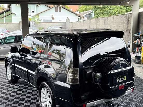MITSUBISHI-PAJERO FULL-3.2 HPE 4X4 16V DIESEL 4P AUTOMÁTICO MITSUBISHI-PAJERO FULL-2010