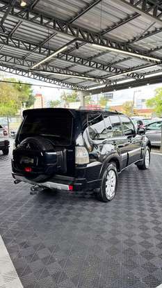 MITSUBISHI-PAJERO FULL-2010