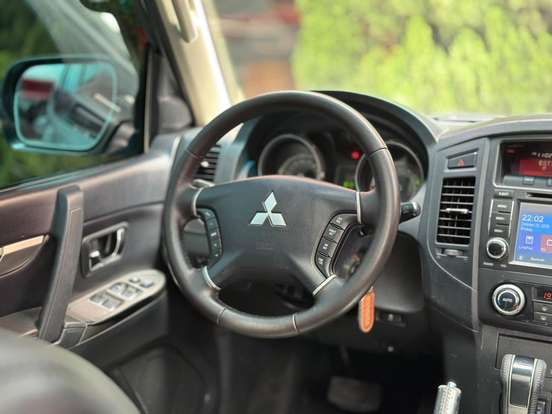 MITSUBISHI-PAJERO FULL-2012