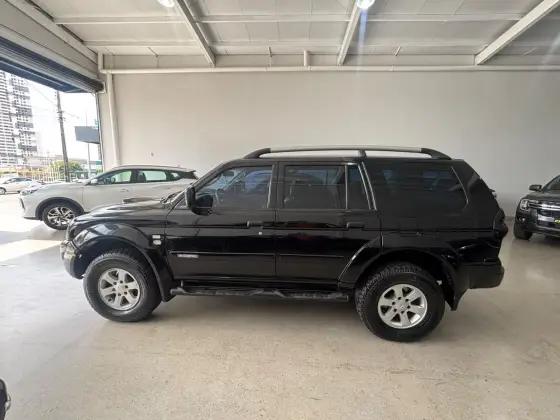MITSUBISHI PAJERO SPORT 2.5 HPE 4X4 8V TURBO INTERCOOLER DIESEL 4P MANUAL