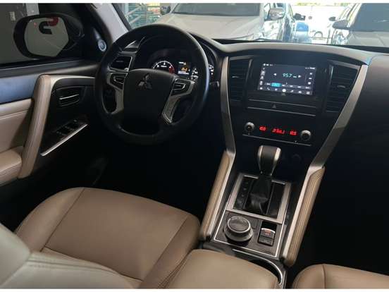 MITSUBISHI-PAJERO SPORT-2020
