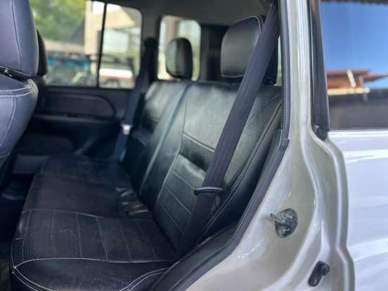 MITSUBISHI-PAJERO TR4-2014