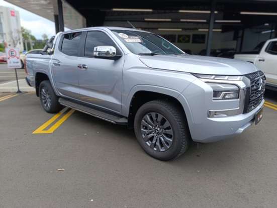 MITSUBISHI-TRITON-2025