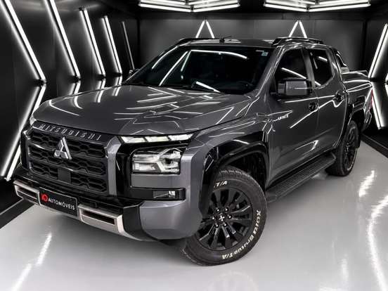 MITSUBISHI-TRITON-2025