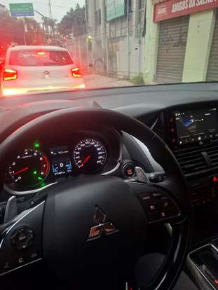 MITSUBISHI-ECLIPSE CROSS-2024