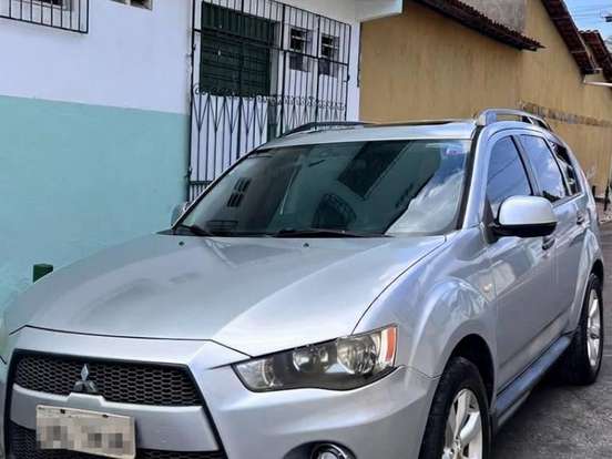 MITSUBISHI-OUTLANDER-2.0 16V GASOLINA 4P AUTOMÁTICO MITSUBISHI-OUTLANDER-2011
