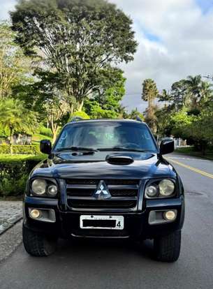 MITSUBISHI-PAJERO-2009