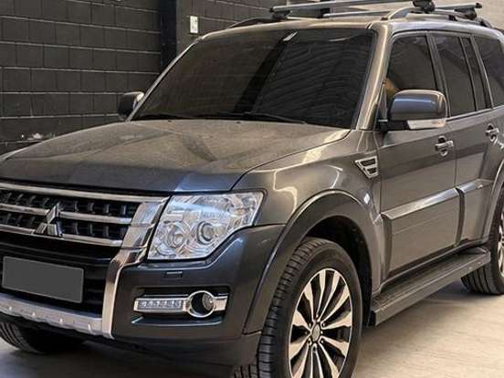 MITSUBISHI-PAJERO FULL-3.2 HPE 4X4 16V TURBO INTERCOOLER DIESEL 4P AUTOMÁTICO MITSUBISHI-PAJERO FULL-2018