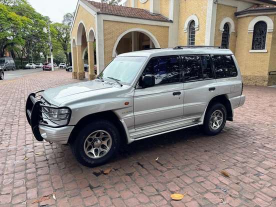 MITSUBISHI-PAJERO-1999