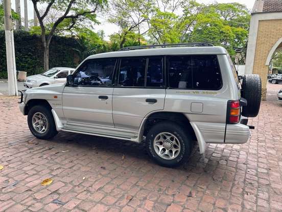 MITSUBISHI-PAJERO-3.5 GLS 4X4 V6 24V GASOLINA 4P AUTOMÁTICO MITSUBISHI-PAJERO-1999